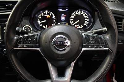 2017 Nissan X-Trail - Thumbnail