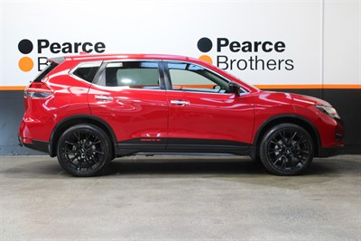 2017 Nissan X-Trail - Thumbnail