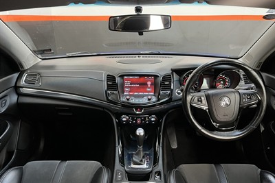 2017 Holden Commodore - Thumbnail
