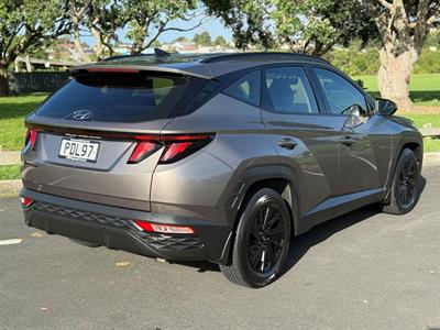 2022 Hyundai TUCSON - Thumbnail
