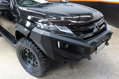 2021 Mitsubishi Triton - Thumbnail