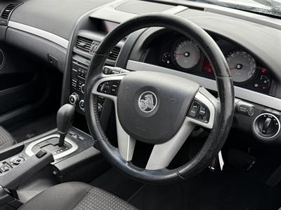 2009 Holden COMMODORE - Thumbnail