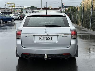 2009 Holden COMMODORE - Thumbnail