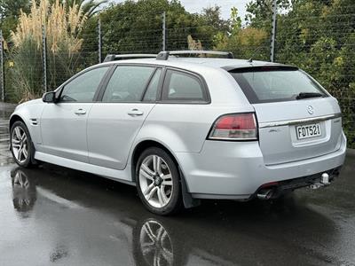 2009 Holden COMMODORE - Thumbnail
