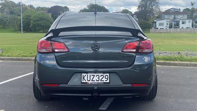 2017 Holden Commodore - Thumbnail