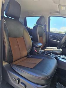 2020 Nissan Navara - Thumbnail