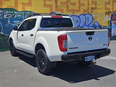 2020 Nissan Navara - Thumbnail