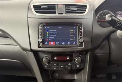 2011 Suzuki Swift - Thumbnail