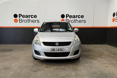 2011 Suzuki Swift - Thumbnail