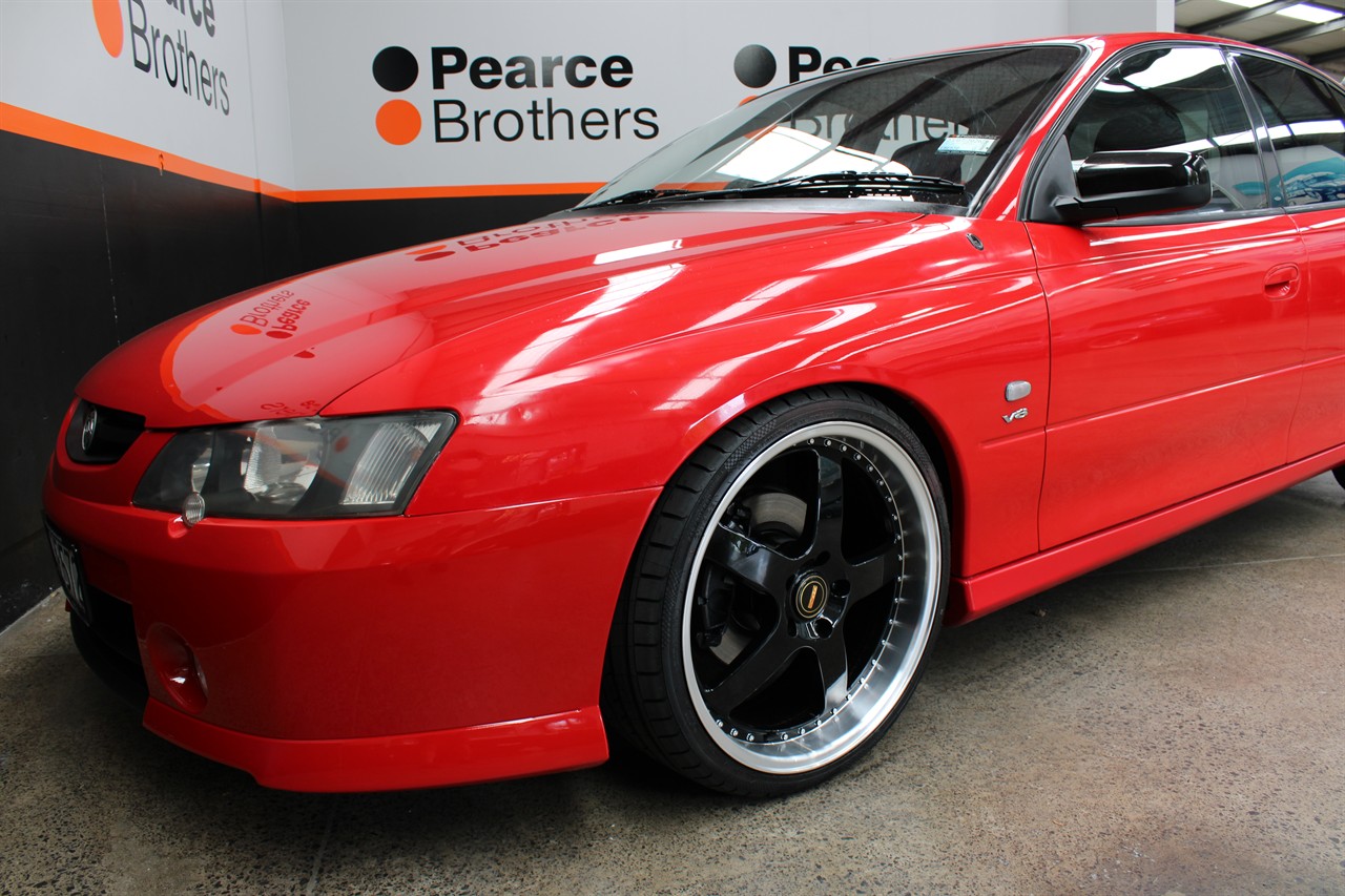 2004 Holden Commodore