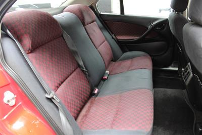 2004 Holden Commodore - Thumbnail