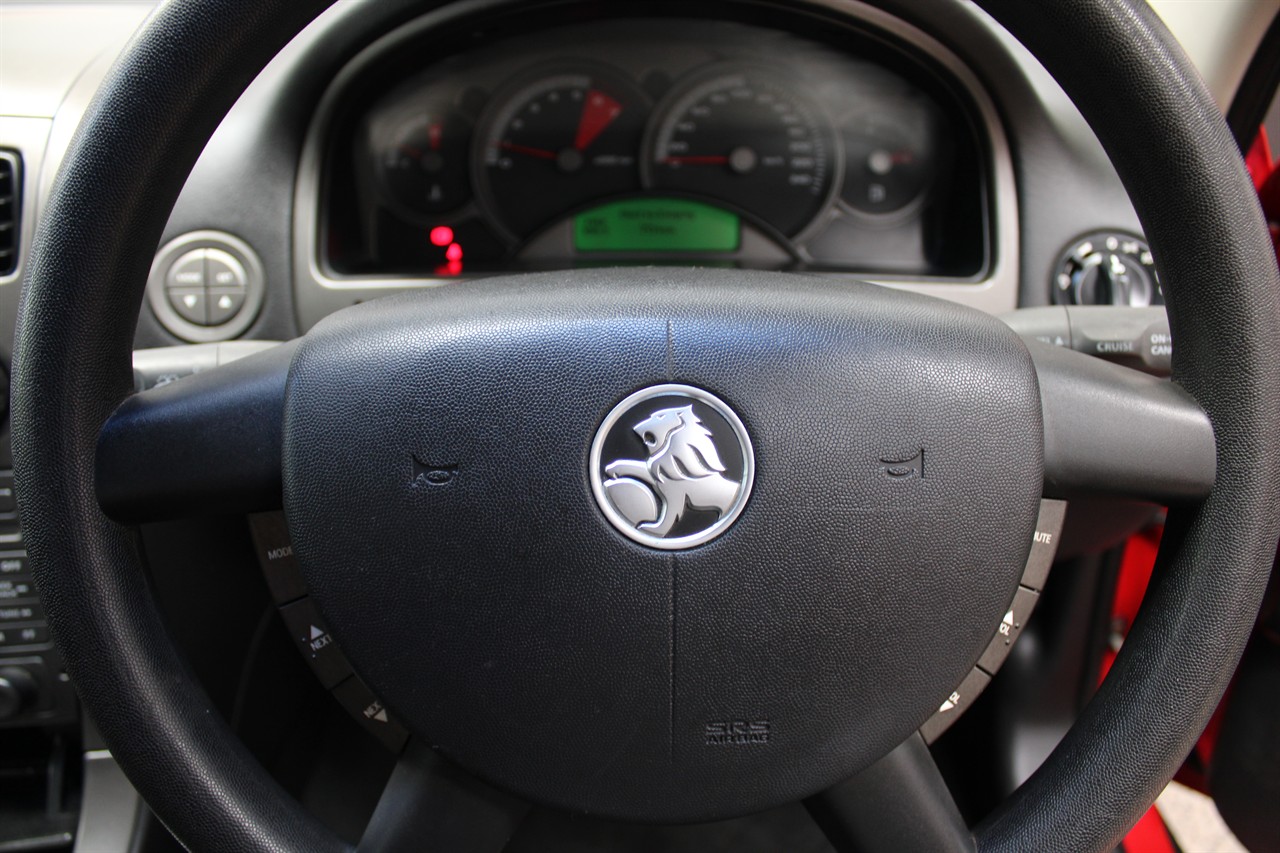 2004 Holden Commodore