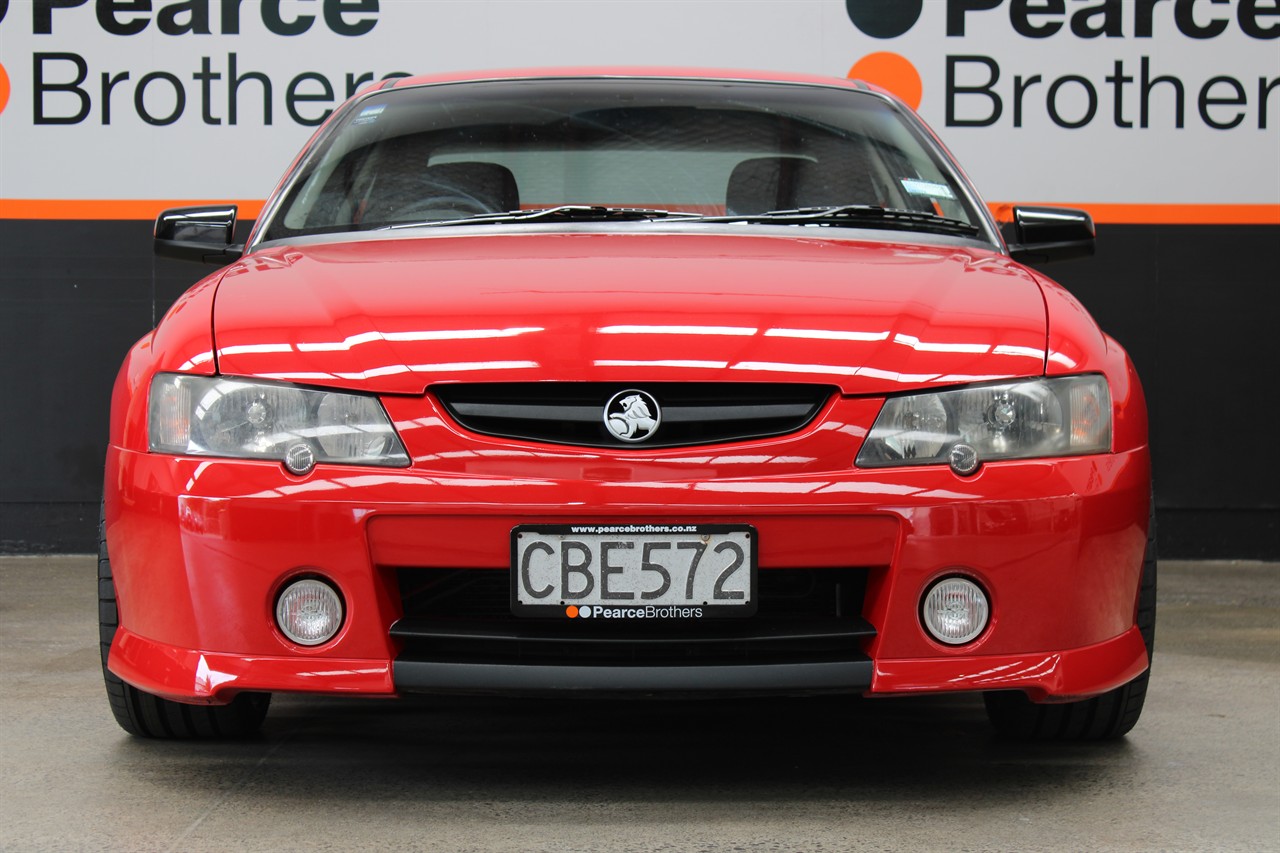 2004 Holden Commodore