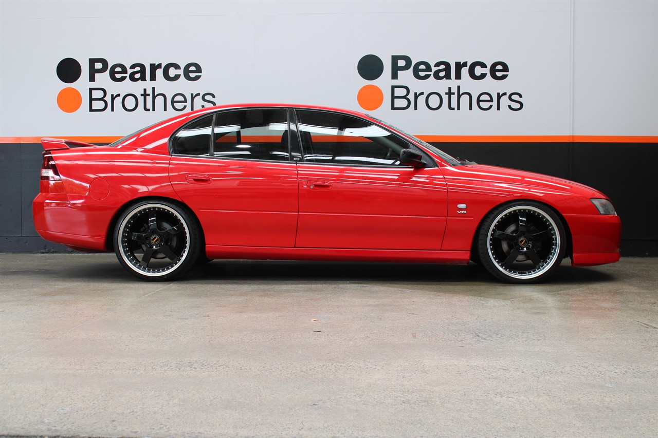2004 Holden Commodore