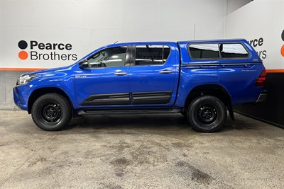 2017 Toyota Hilux - Thumbnail