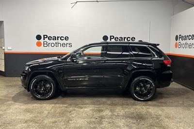 2017 Jeep Grand Cherokee - Thumbnail