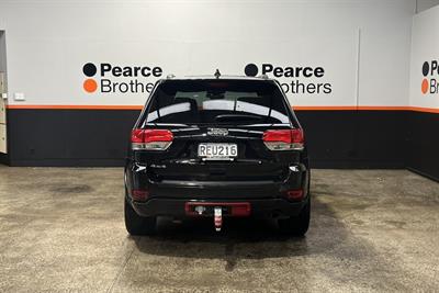 2017 Jeep Grand Cherokee - Thumbnail