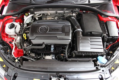 2016 Skoda Octavia - Thumbnail