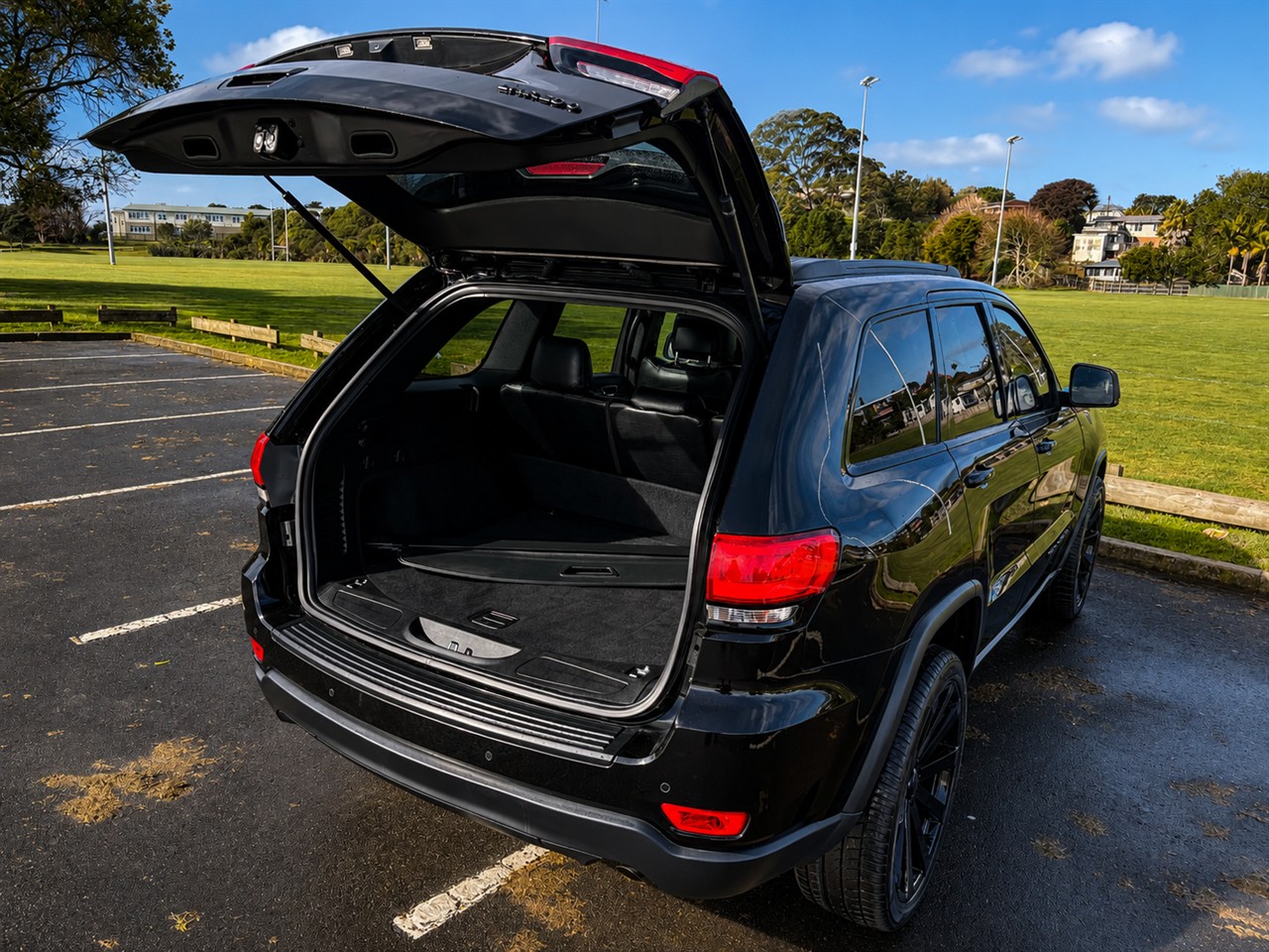 2018 Jeep GRAND CHEROKEE