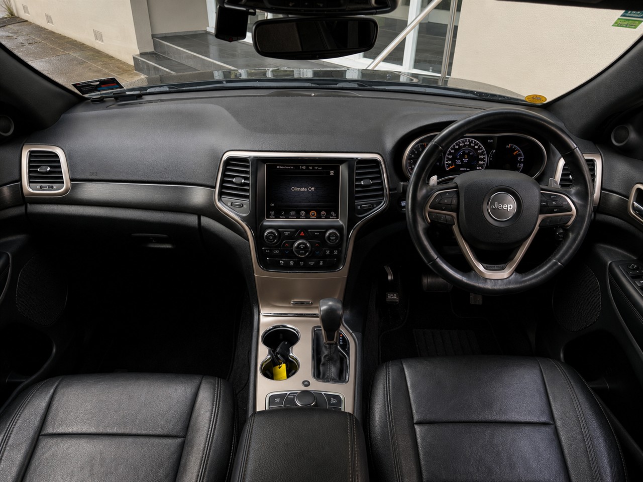 2018 Jeep GRAND CHEROKEE