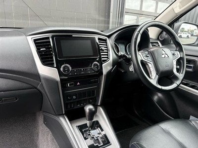2020 Mitsubishi Triton - Thumbnail