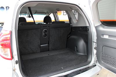 2007 Toyota RAV4 - Thumbnail