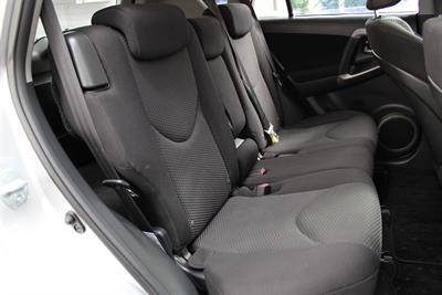 2007 Toyota RAV4 - Thumbnail