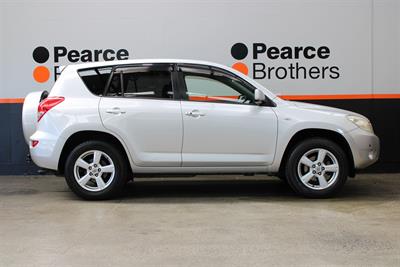 2007 Toyota RAV4 - Thumbnail