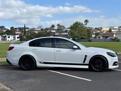 2015 Holden Commodore - Thumbnail