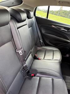 2018 Holden Commodore - Thumbnail