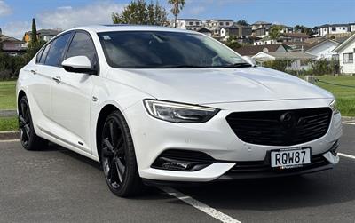 2018 Holden Commodore - Thumbnail