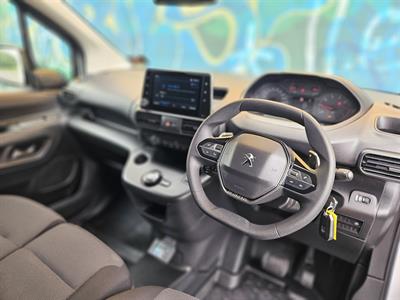 2024 Peugeot Partner - Thumbnail