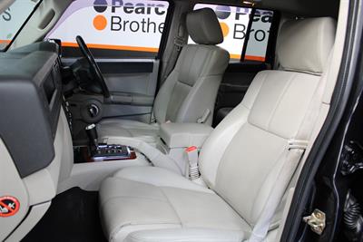 2007 Jeep Commander - Thumbnail