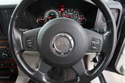 2007 Jeep Commander - Thumbnail