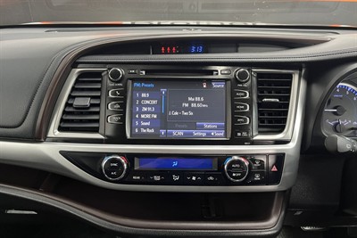 2018 Toyota HIGHLANDER - Thumbnail