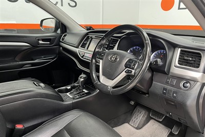 2018 Toyota HIGHLANDER - Thumbnail