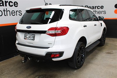 2021 Ford Everest - Thumbnail