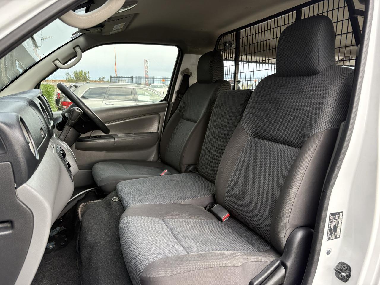 2016 Nissan Nv350