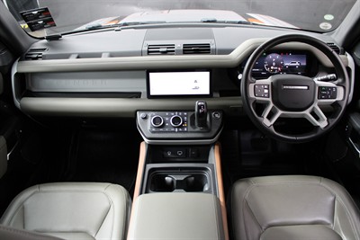 2023 Land Rover Defender - Thumbnail