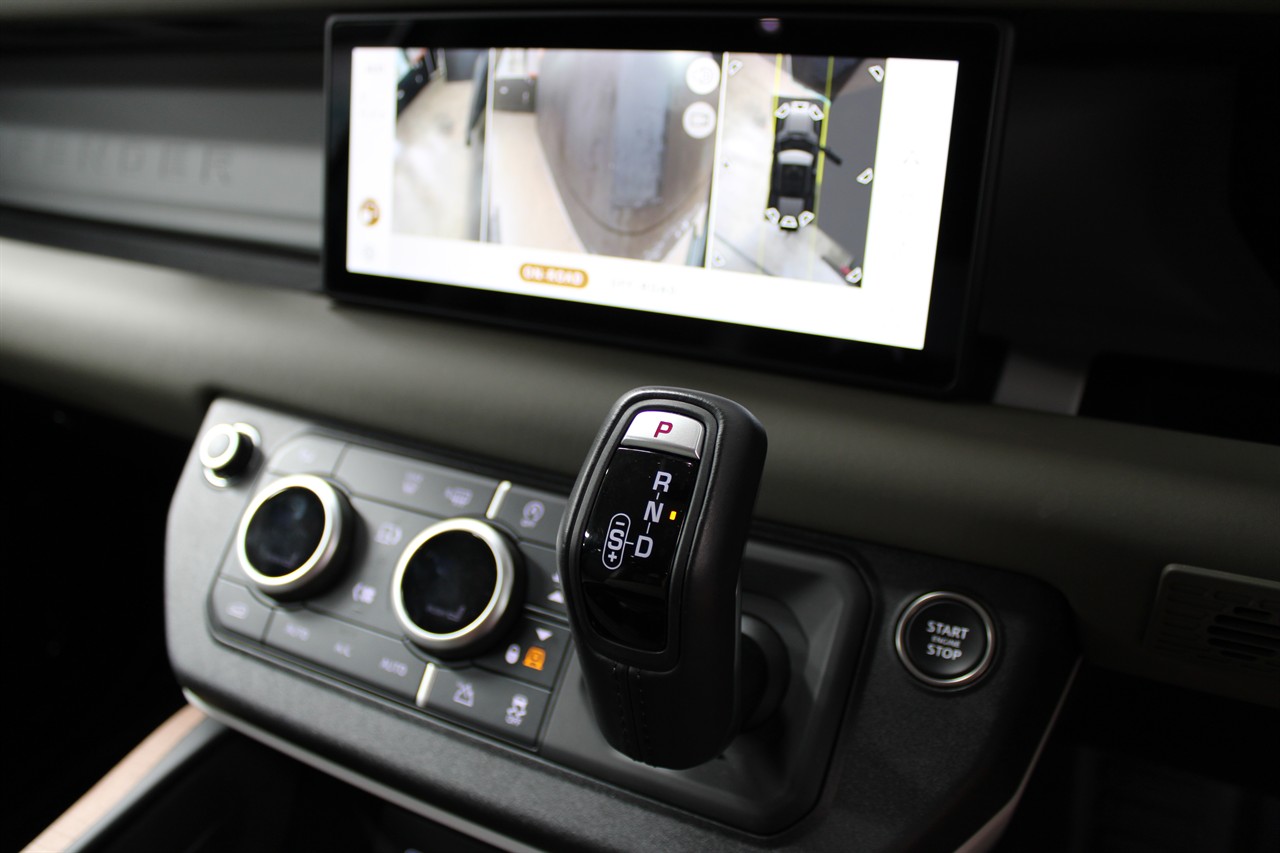2023 Land Rover Defender