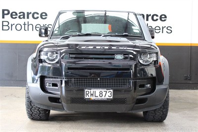 2023 Land Rover Defender - Thumbnail