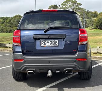 2017 Holden Captiva - Thumbnail