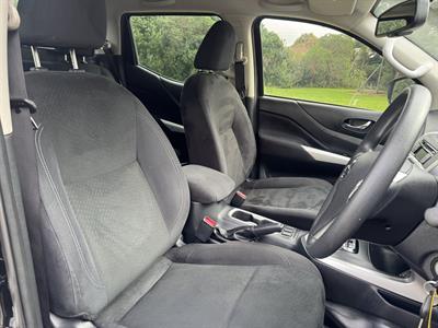 2021 Nissan Navara - Thumbnail
