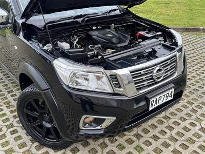 2021 Nissan Navara - Thumbnail