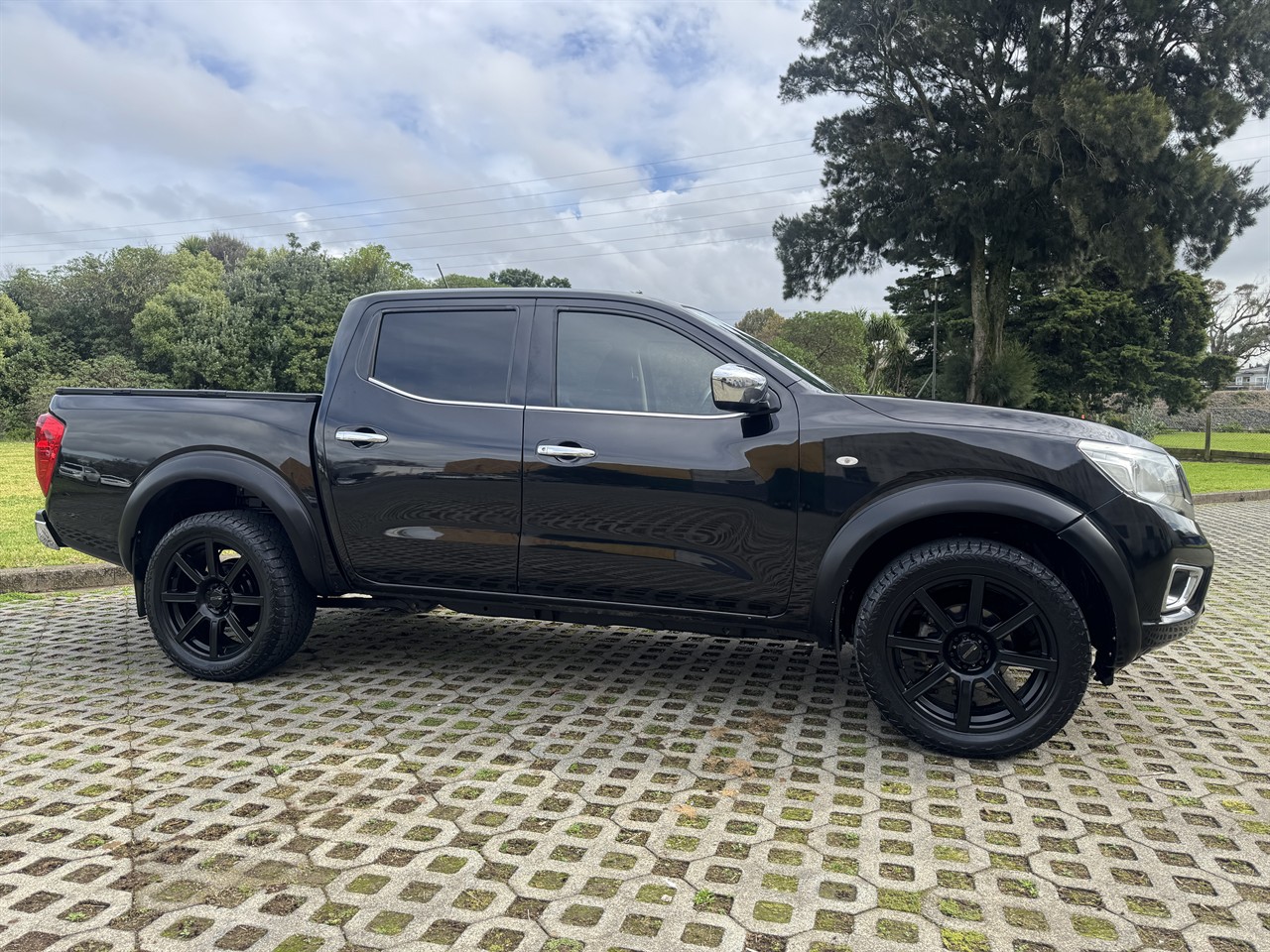 2021 Nissan Navara