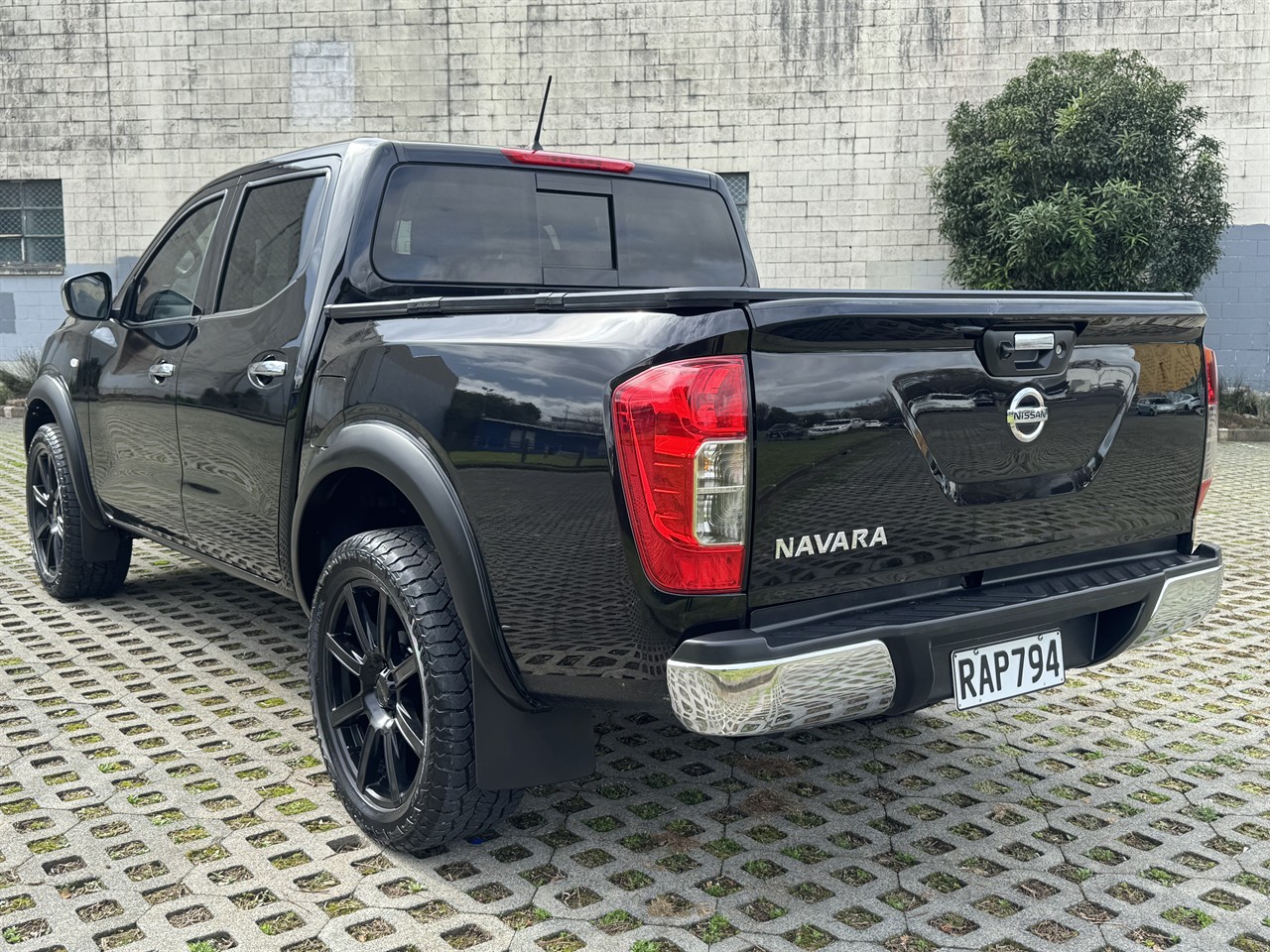 2021 Nissan Navara
