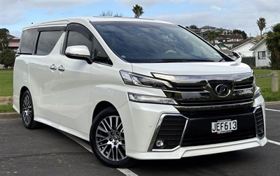 2015 Toyota Vellfire