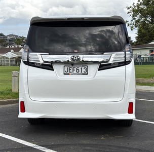 2015 Toyota Vellfire - Thumbnail
