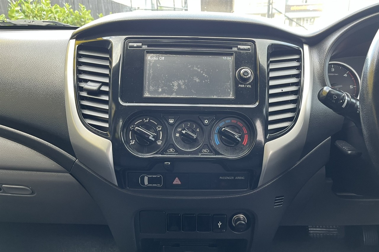 2016 Mitsubishi Triton