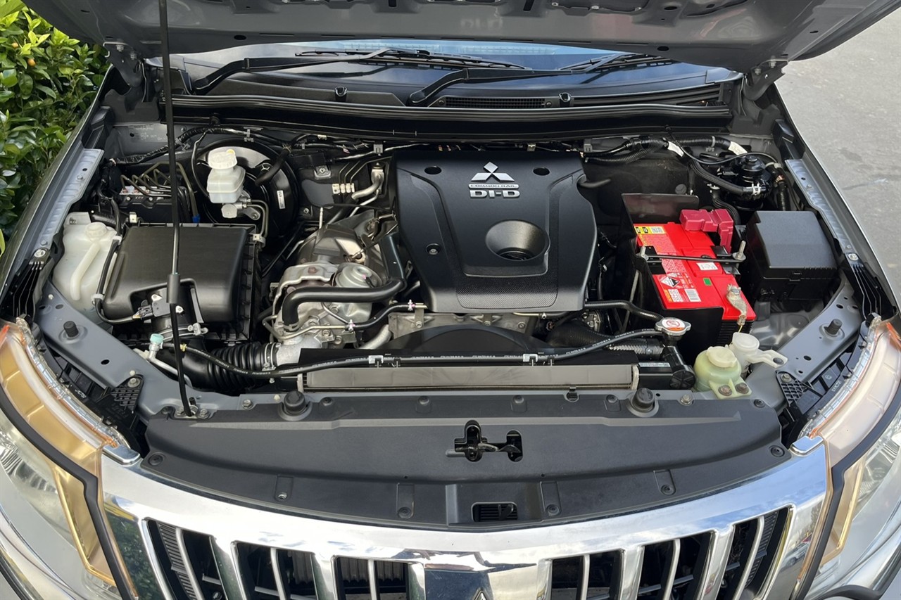 2016 Mitsubishi Triton